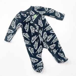 Nike fleece zip up footie